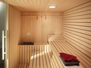 Красивые деревянные стены — обшивка бани вагонкой внутри - Русская баня